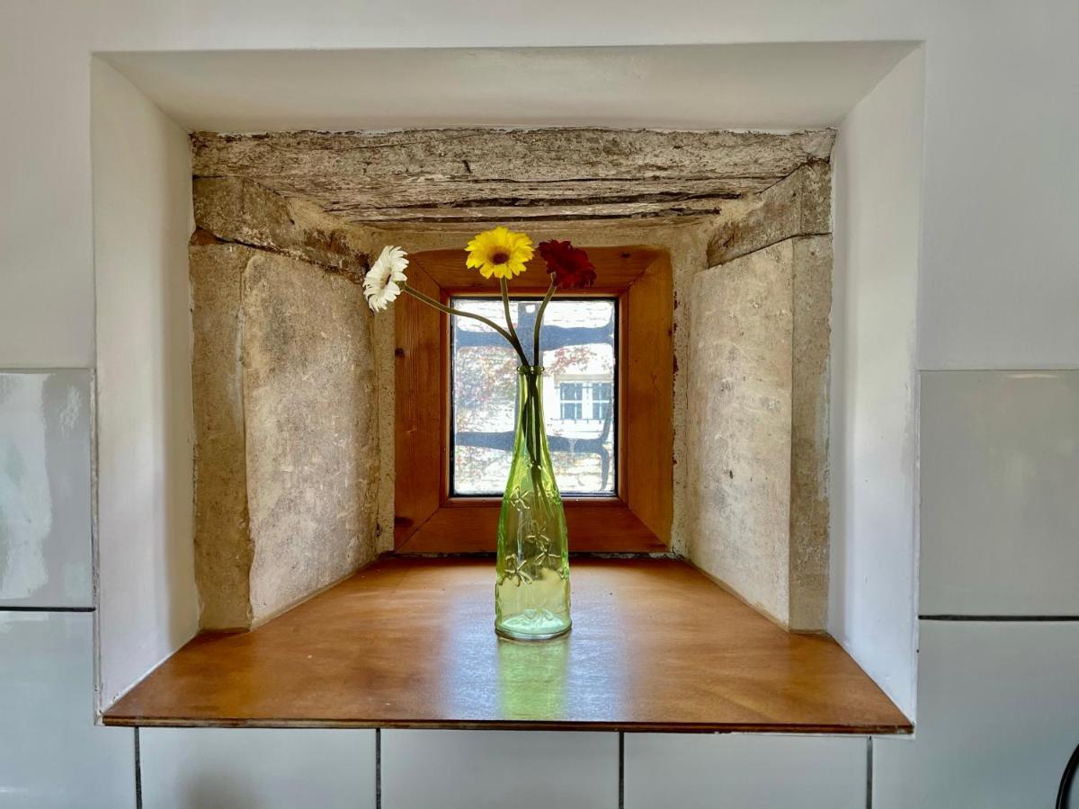 Вілла La Vieille Fromagerie Brux Екстер'єр фото